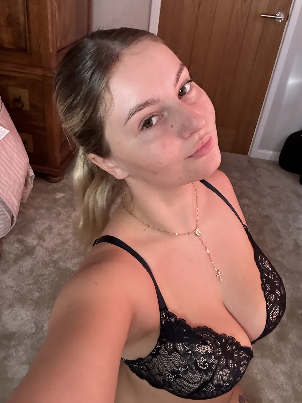 OnlyFans model Sofia @itssofiabae